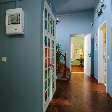 Eco Ljmonade Hostel *