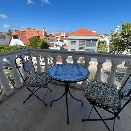 Eco Ljmonade Hostel *