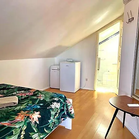 Eco Ljmonade Hostel Cascais