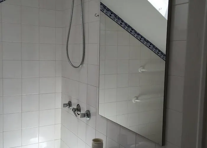 Eco Ljmonade Vandrarhem *